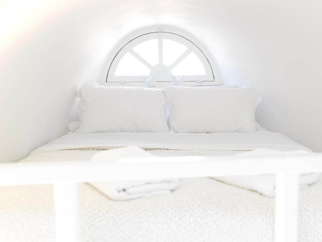 Alsaki Suite By K&K Oía Eksteriør billede
